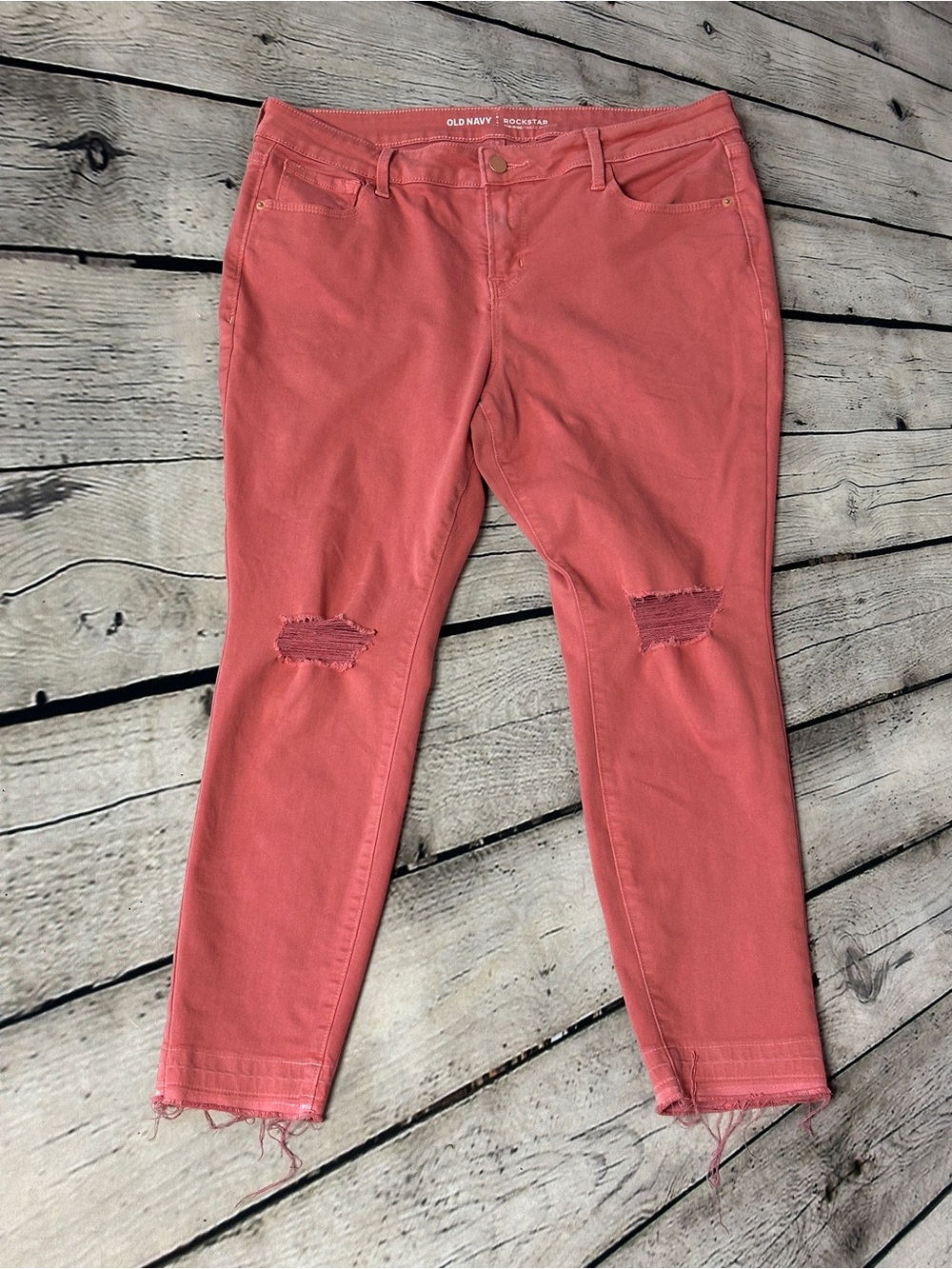 Old Navy Women's Coral Capri Skinny Jeans with Distressed Knees